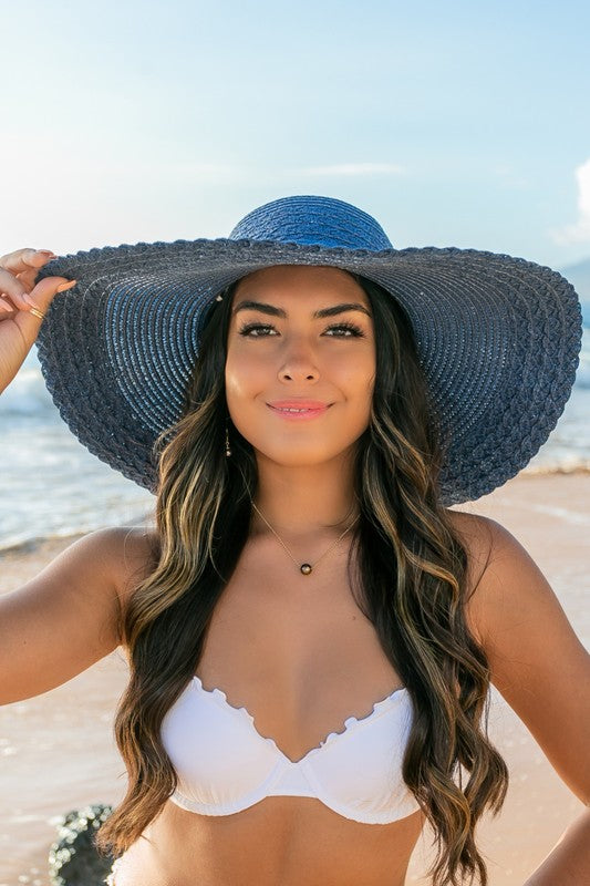 Scallop Edge Bow Accent Sunhat